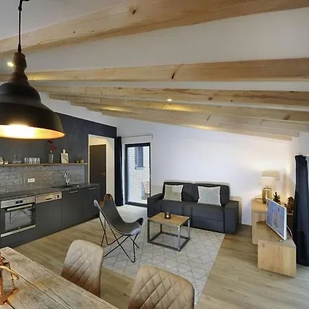 Charming In Apartment *