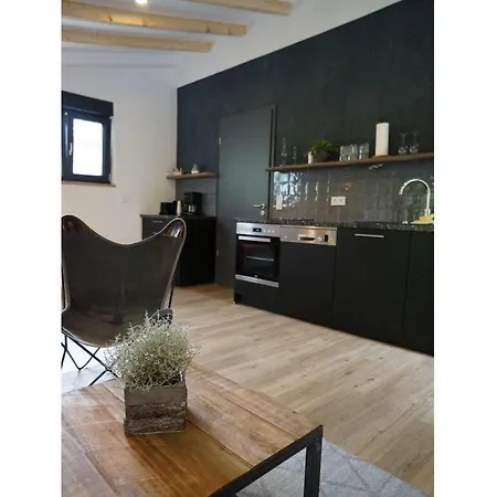 Apartment Charming In *